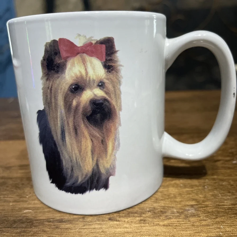 YORKSHIRE TERRIER COFFEE MUG by BOW WOW MEOWS ~ YORKIE with RED BOW READ